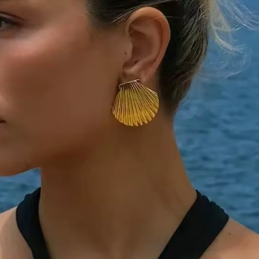 ARETES CONCHA