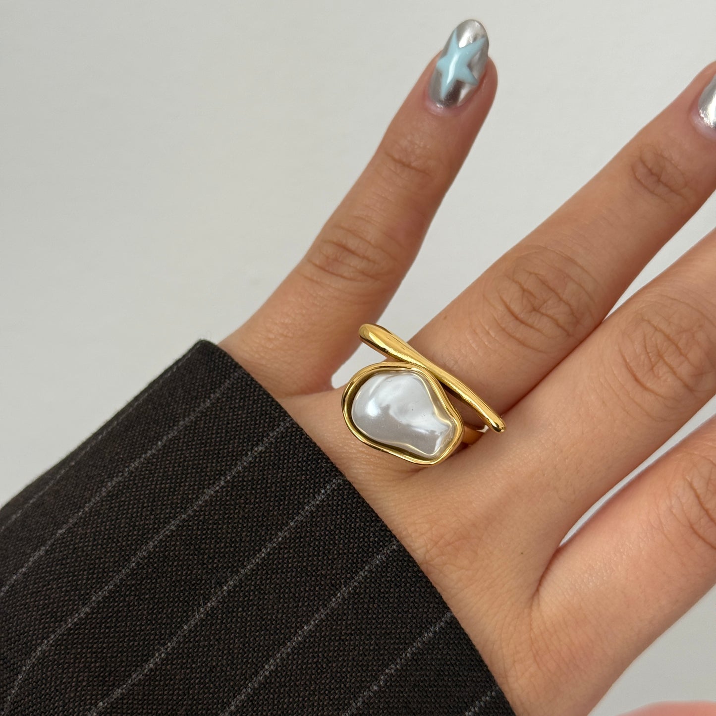 ANILLO LARA