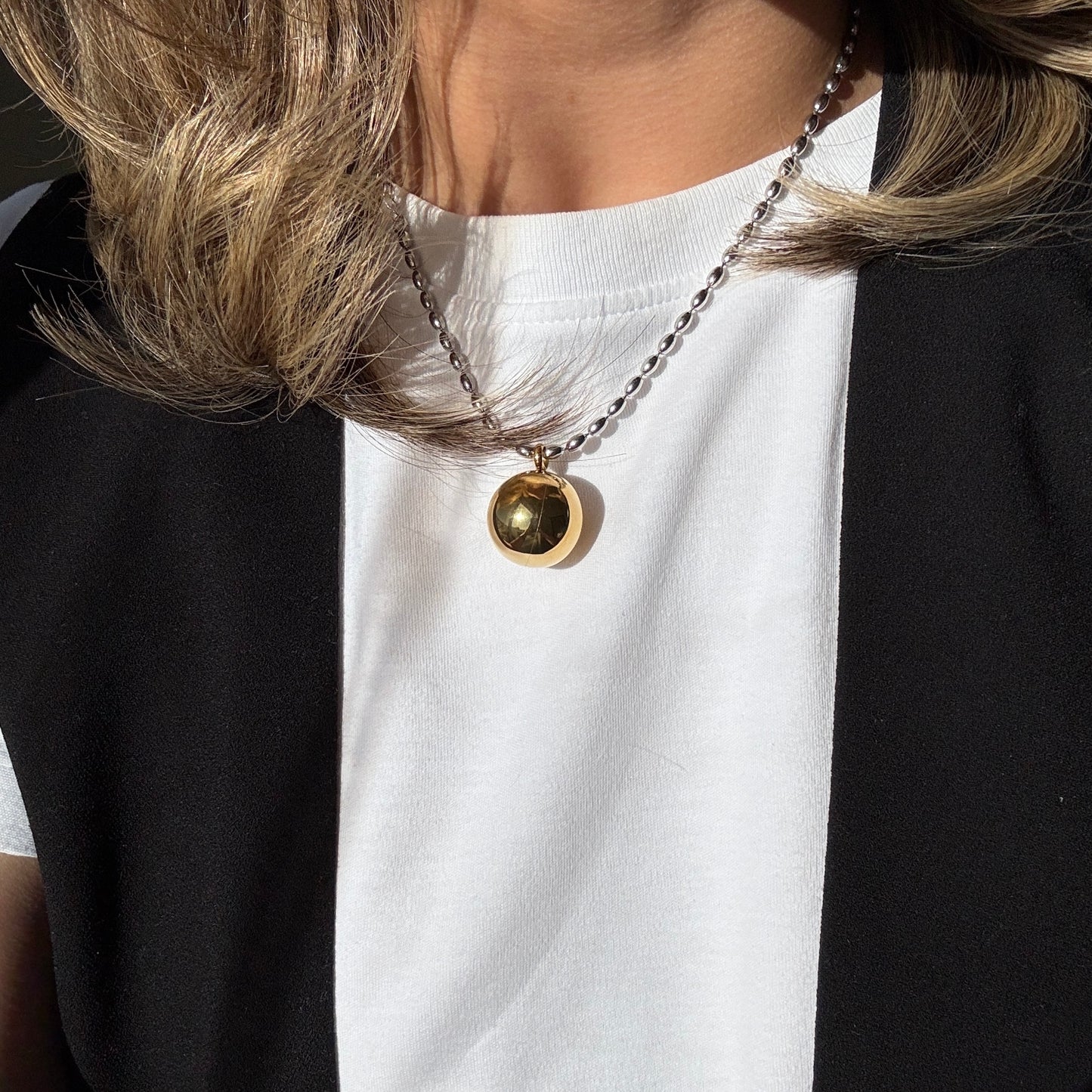 COLLAR BOLA