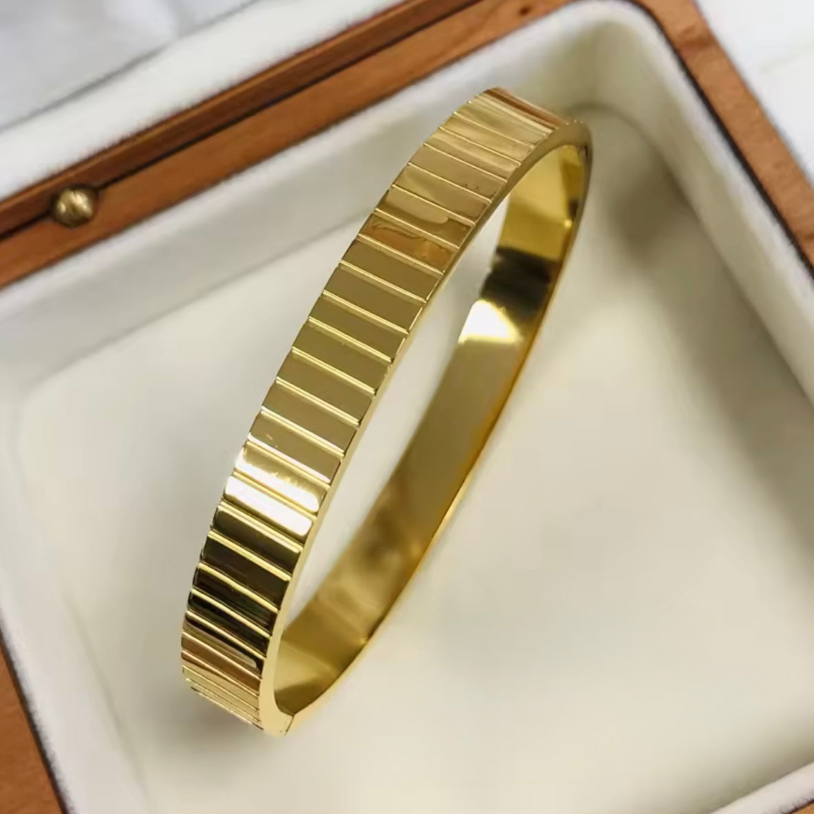 BRAZALETE RAYAS