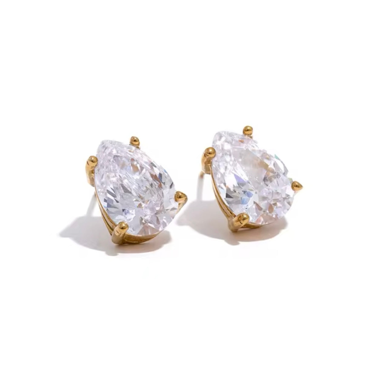 ARETES JADE