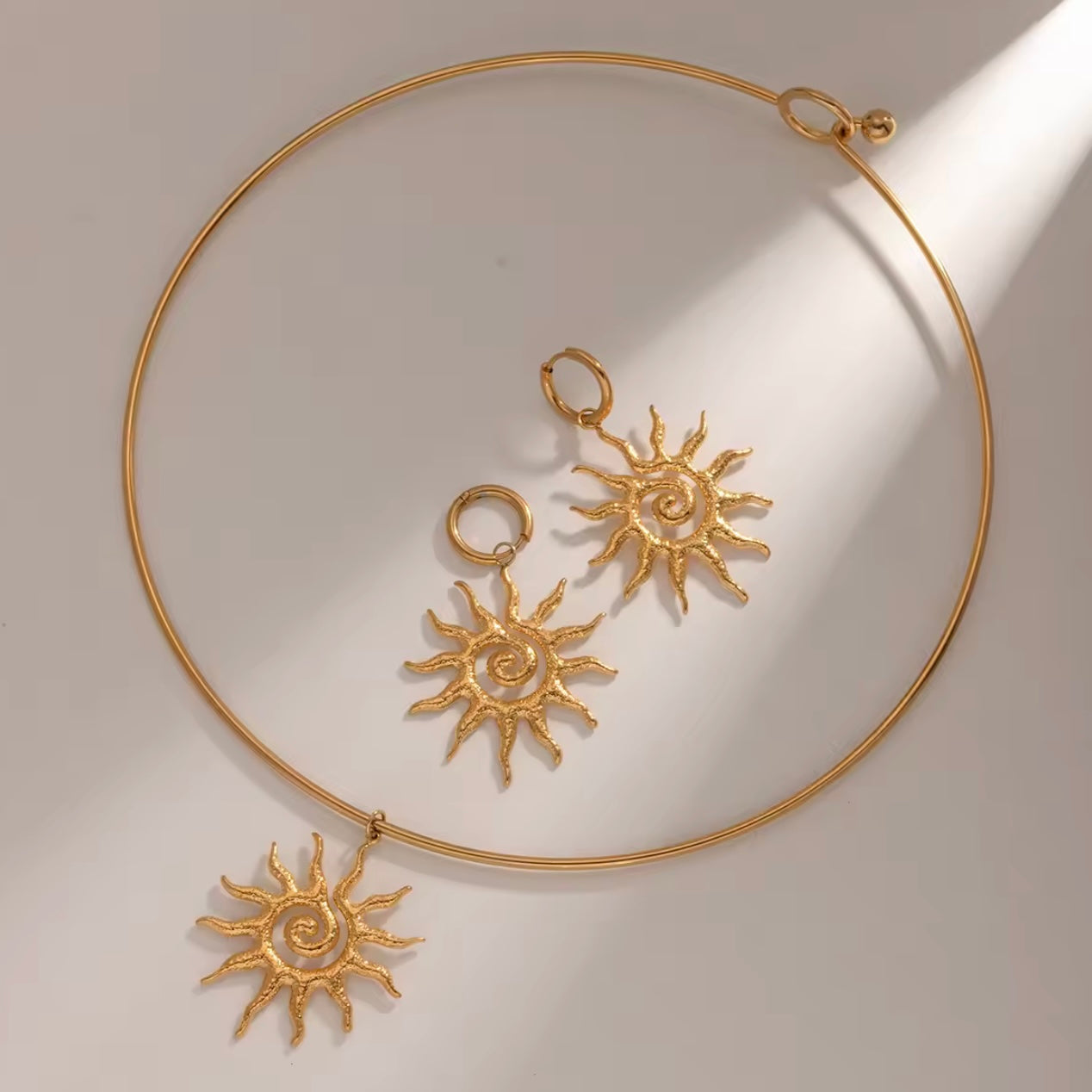 COLLAR SOL