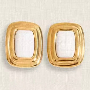 ARETES BRIANA